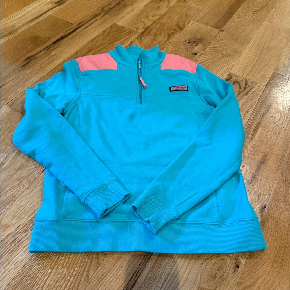 Women’s Vineyard Vines Block Pull Over